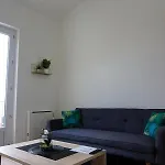 Cosy 4 Personnes Avec Terrasse 永河畔拉罗什