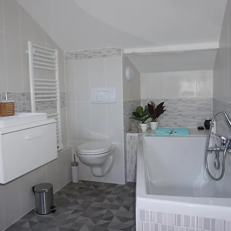 Cosy 4 Personnes Avec Terrasse Appartement *