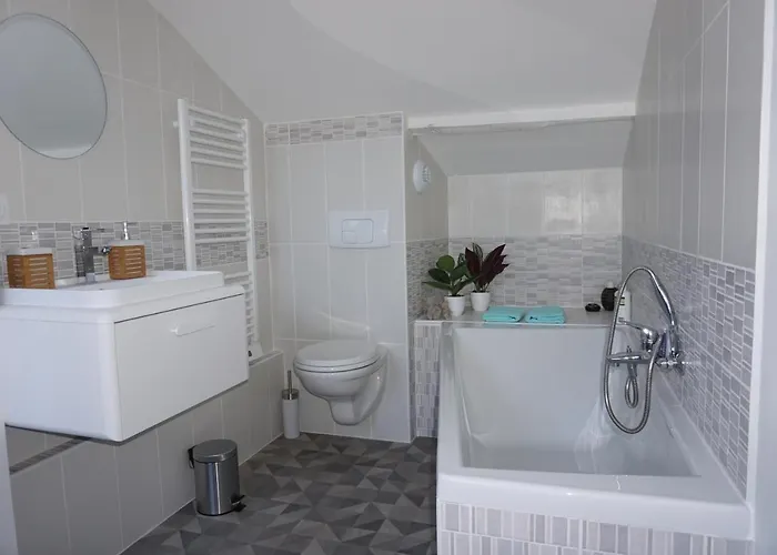 Cosy 4 Personnes Avec Terrasse Lägenhet *