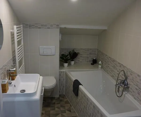 Lägenhet Cosy 4 Personnes Avec Terrasse La Roche-sur-Yon